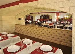 Corolla Hotel Restaurant 10